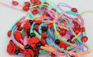 紅豆寄相思，七彩線編織浪漫——紅豆手鏈情侶飾品廠家批發(fā)全解析