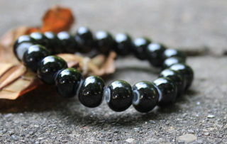 紅繩手鏈與陶瓷珠子編織手鐲 批發(fā)廠家價格、圖片與貿(mào)易指南